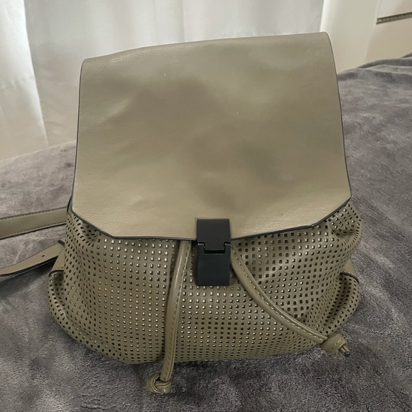 Green Draw String Leather backpack - Picture 2 of 10